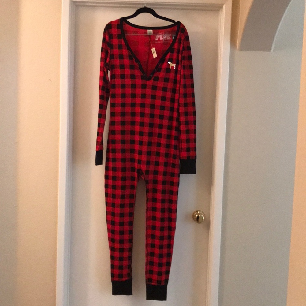 VS ONESIE